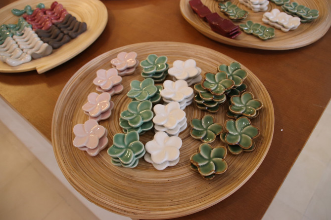 プルメリアの箸置き