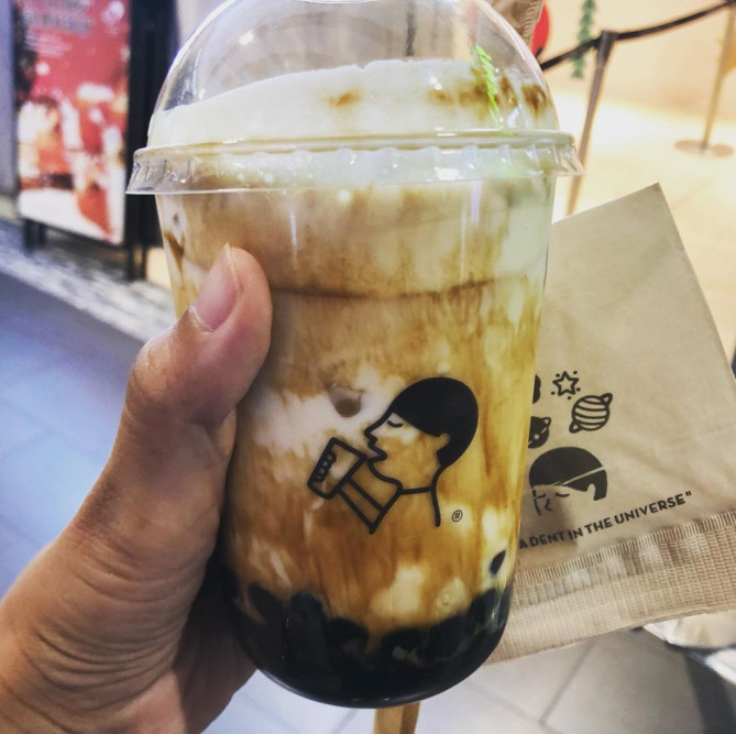 HEYTEAのタピオカミルクティー