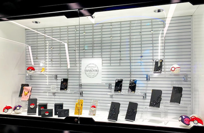 渋谷パルコのポケモンセンターシブヤのスワロフスキーコラボグッズ