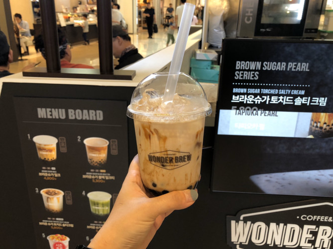 WONDER BREWの黒糖タピオカ