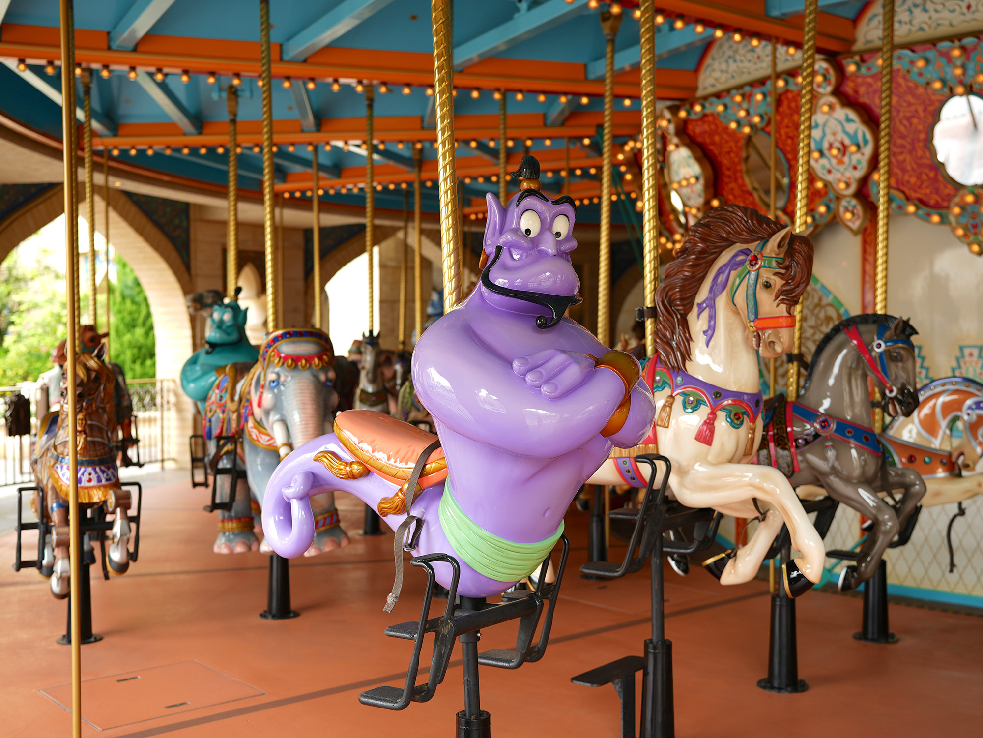 TDS】キャラバンカルーセルはどんなアトラクション？2階建ての