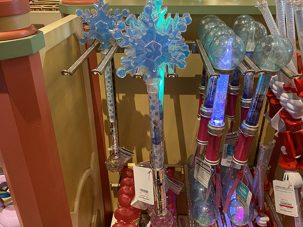 光る ペンダント ディズニー クリスマス ホワイト & ブルーライト 光る