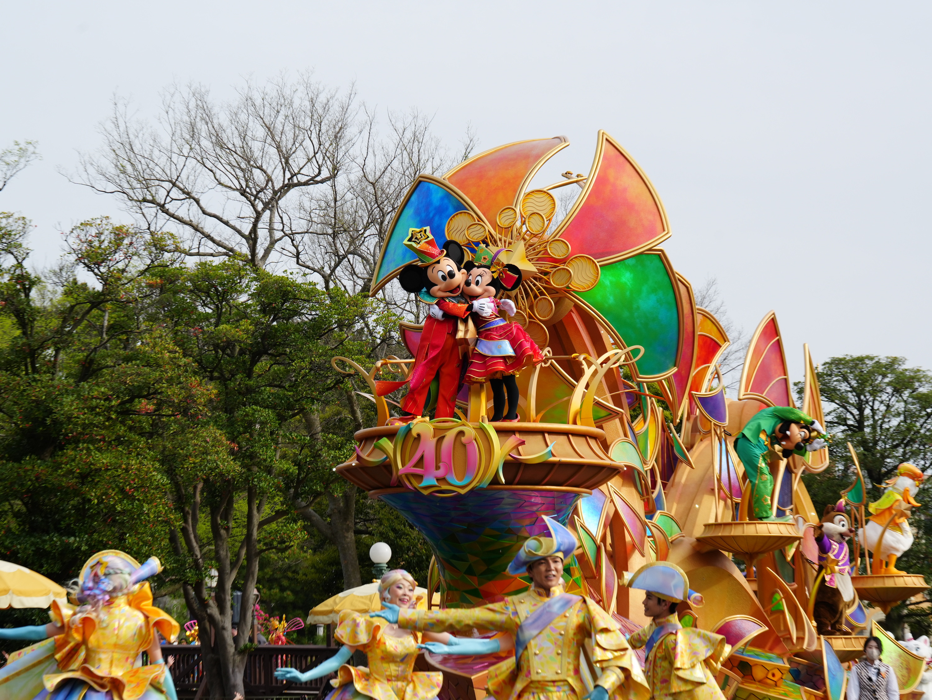 攻略】ディズニーランドのパレード鑑賞場所＆ルートを徹底解説