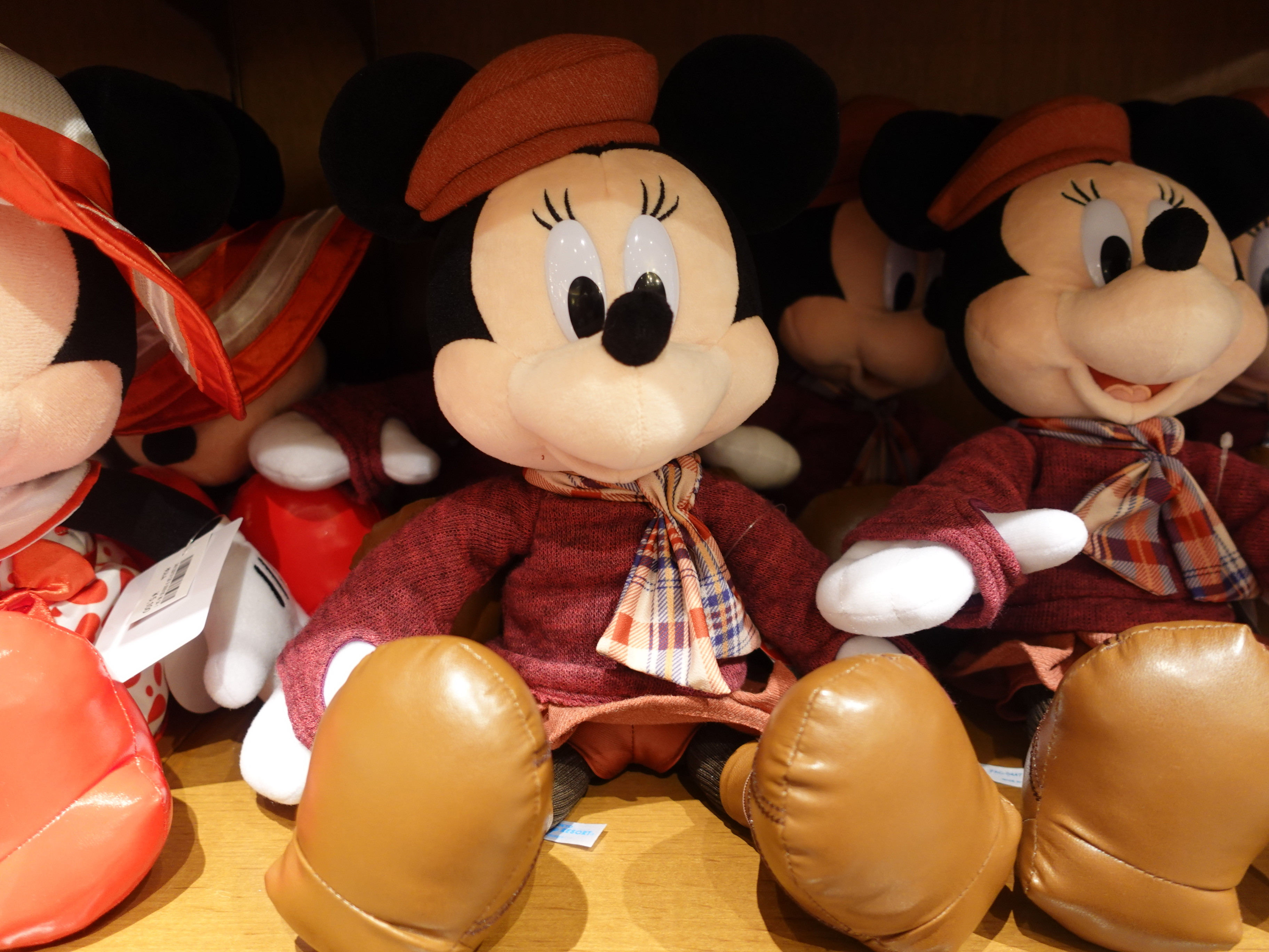 秋コスチュームのミニーマウス！東京ディズニーランド「ミニーの