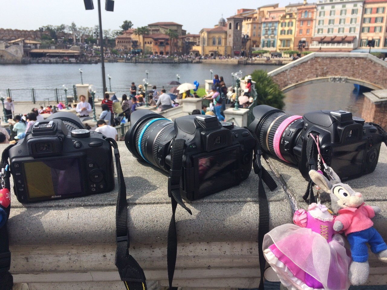 ✨高速連写撮影に✨Canon EOS 40D✨ダブルレンズ✨ディズニーパレードに Canon EOS Kiss M ダブルズームキットでディズニーパレードを撮影